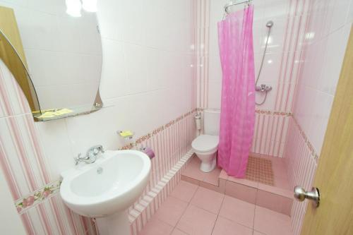 Hostal Casa Blanca Guest House