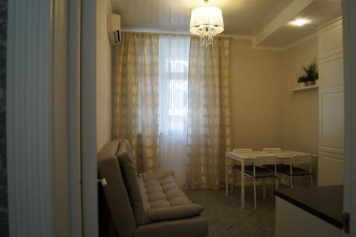 Apartment On Kubanskaya Naberezhnaya 39