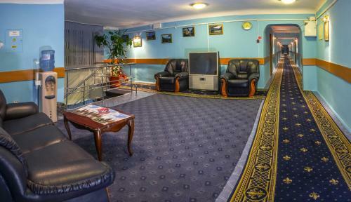 Posada Hotel Aeroport