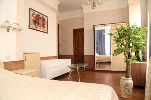 Hotel Serebryaniy Wek