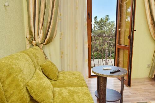 Hotel Noy