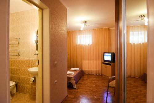 Hostal Lukomorie Guest House