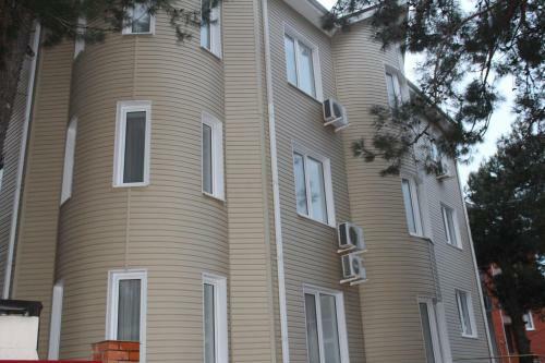 Hostal Lukomorie Guest House