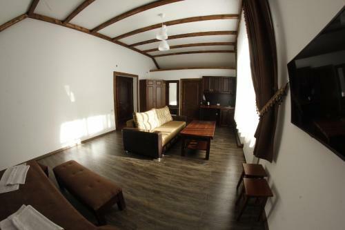 Alamat Hotel