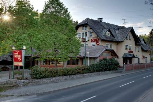 Hostal Guesthouse Zorko Gostilna Domen