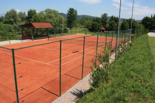 Hostal B&B Pri Peclju