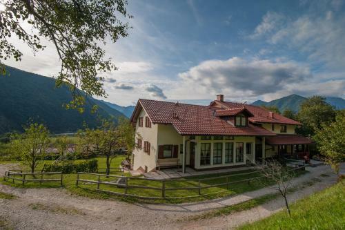 Agroturismo Tourist Farm Pri Kafolu