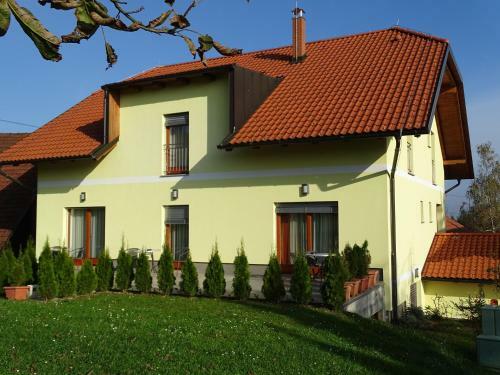 Hostal Guesthouse Mesec Zaplana