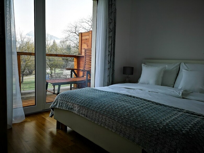 Pr`fik Apartments