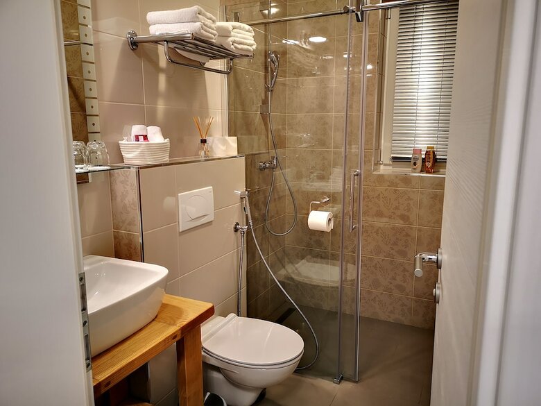 Pr`fik Apartments