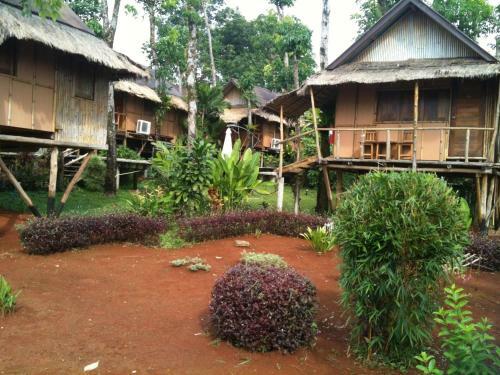 Hotel Bamboo Hideaway Resort