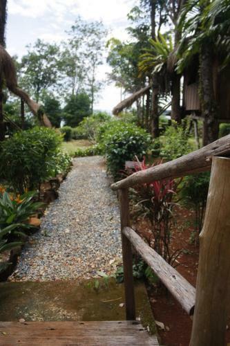 Hotel Bamboo Hideaway Resort