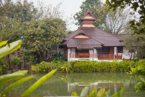 Hostal Khum Nakorn Villa