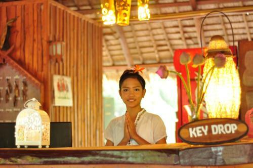 Hotel Mek Kiri Riverkwai Resort