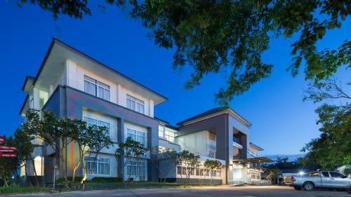 Araya Hotel