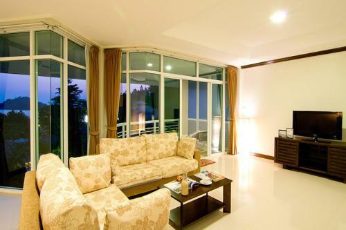Hotel Makathanee Resort
