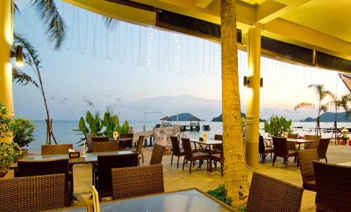 Hotel Makathanee Resort