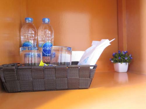 Hostal Your Place Inn Surin