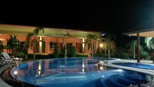 Hostal Mr.house Resort