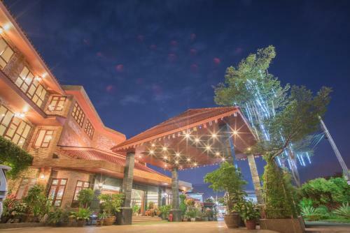 Busyarin Hotel