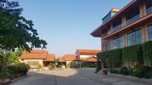 Busyarin Hotel