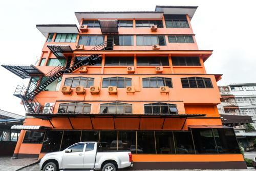 Hotel Oyo 248 Chevasai Bangkok