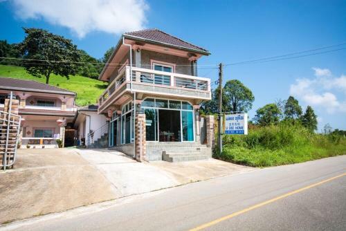 Hotel Udee Home