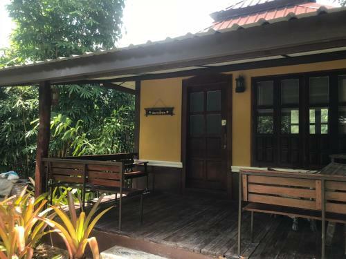 Hotel Baan Duaentara