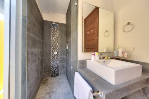 Lipa Talay Sawng - 2 Bedroom Beach Side Villa