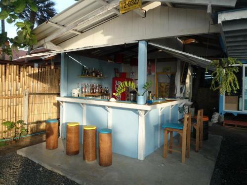 Albergue Think & Retro Cafe Lipa Noi Samui