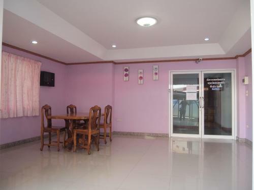 Posada Somsri Apartment