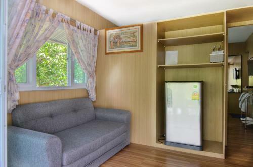 Hostal Isaree Corner