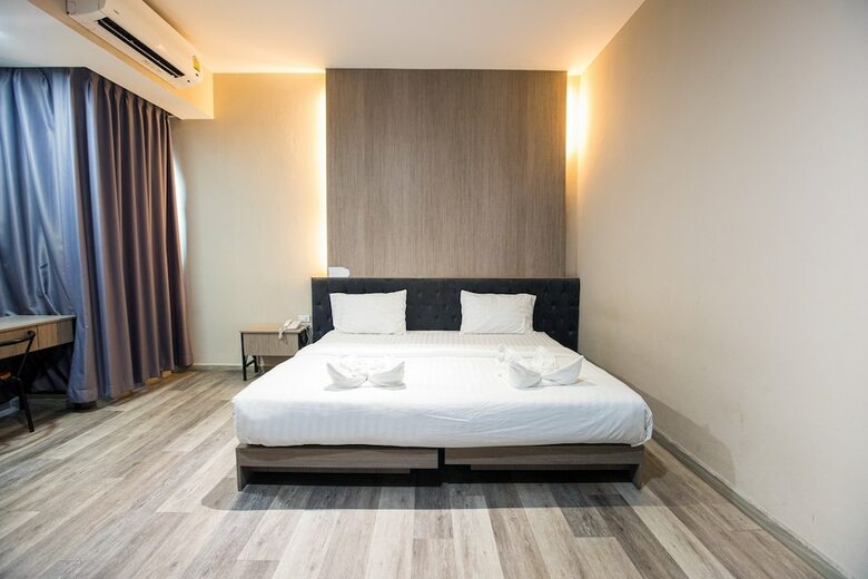 Hotel Tara Park Resotel