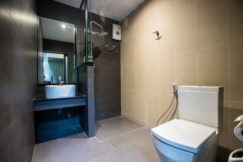 Hotel Tara Park Resotel