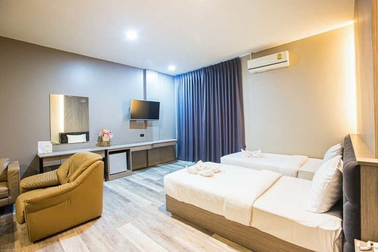 Hotel Tara Park Resotel