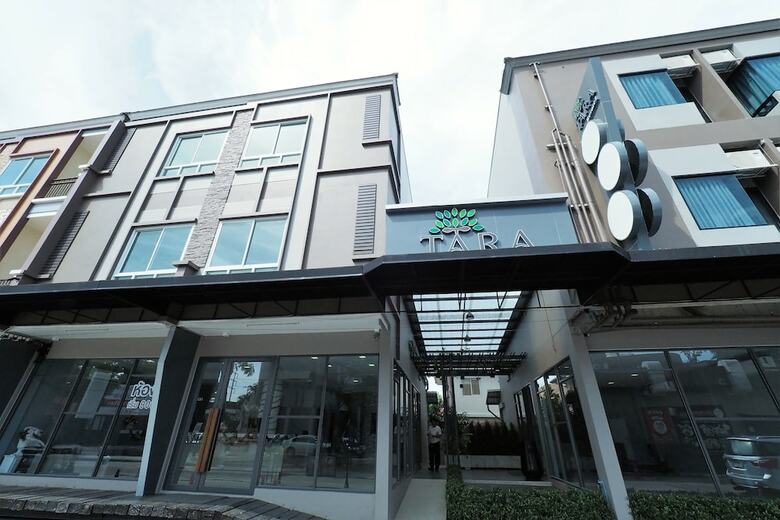 Hotel Tara Park Resotel