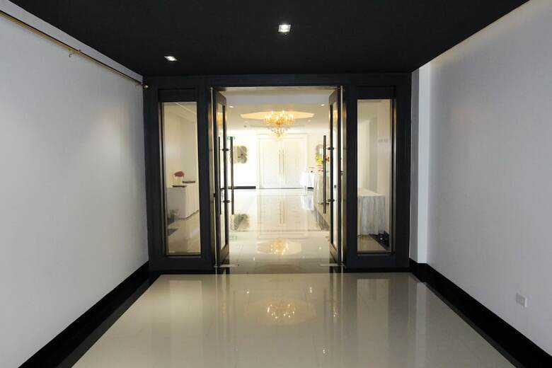 Taris Art Hotel Phrae