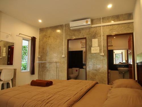 Hostal Baan Sood Kob Fah