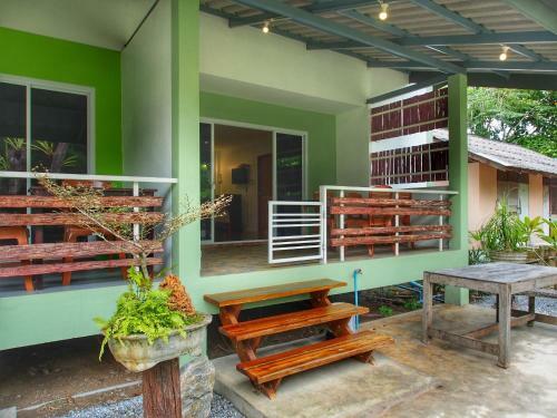 Hostal Baan Sood Kob Fah