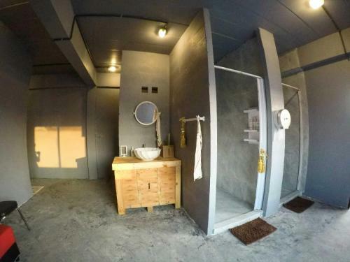 Albergue Dinba Poshtel