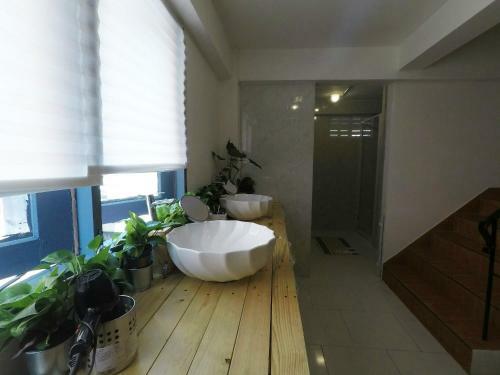 Albergue Dinba Poshtel