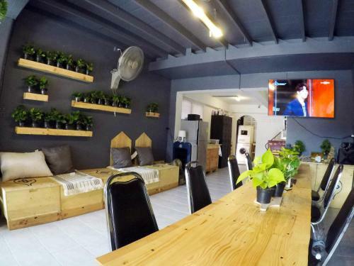 Albergue Dinba Poshtel
