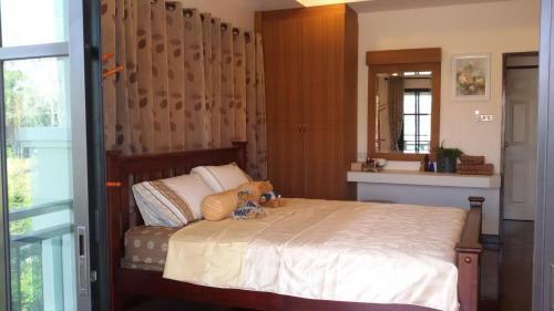 Hostal Rimtalay Angsila Guesthouse