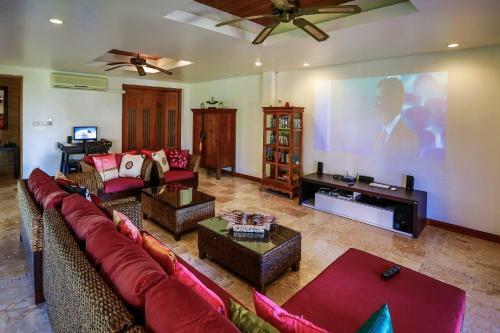 Baan Phulay Luxury Beachfront Villa