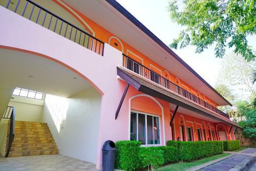 Hotel Aurora Resort Kanchanaburi