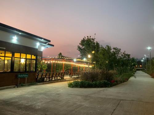 Hotel Green Hill Resort Phurue