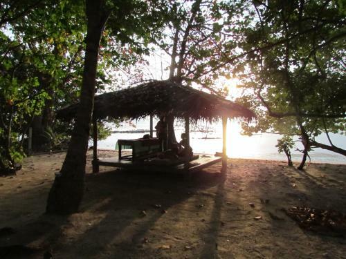 Hotel Melina Beach Front Bungalows