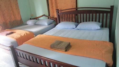 Hotel Charung Bungalows