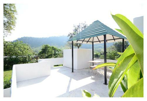 Hotel Khunkhao Tamnanprai Resort