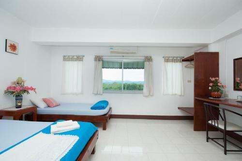 Hotel Nangpaya Hill Resort